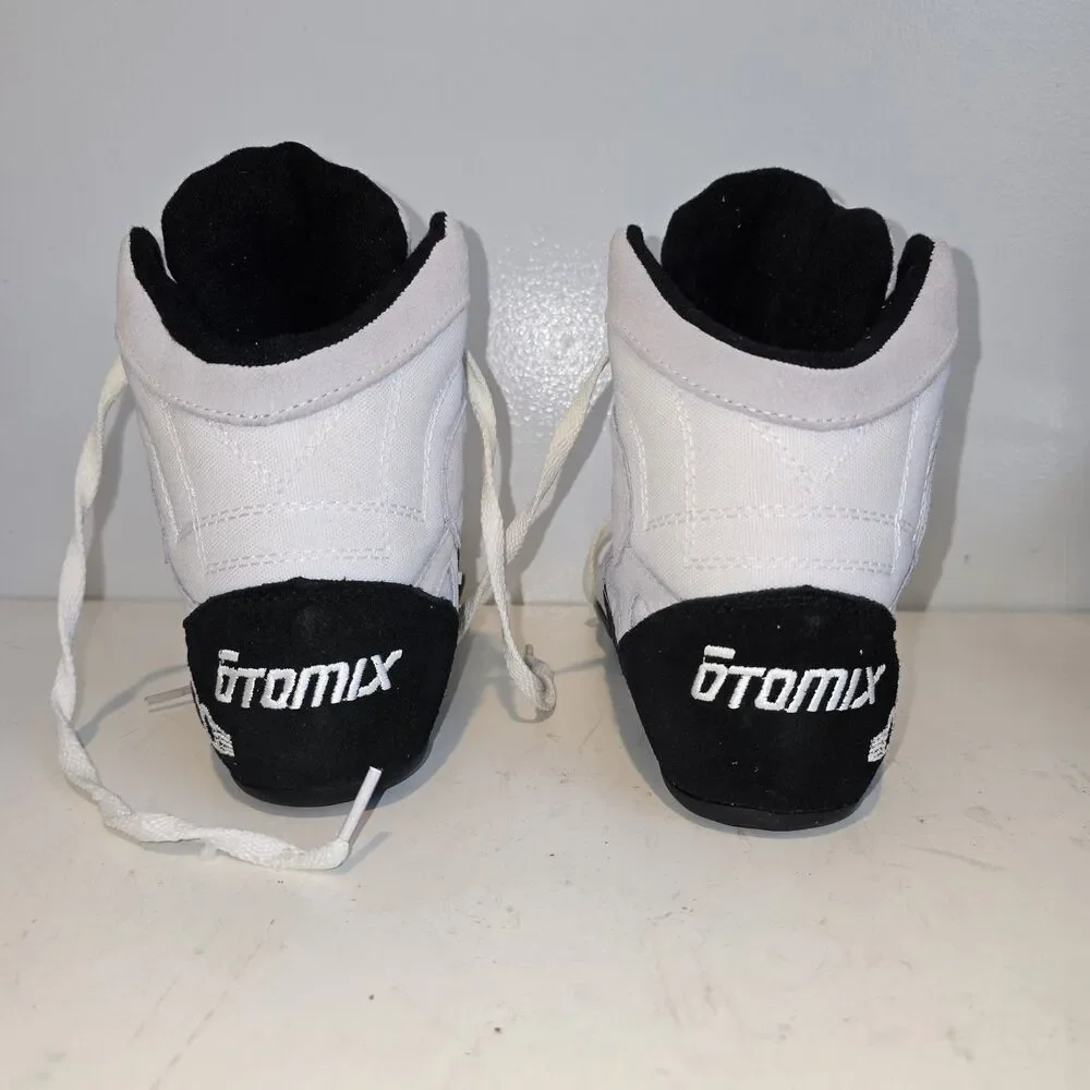 Otomix Stingray WHITE M3000 Bodybuilding MMA Shoes Female Size 7 1/2 Male 6